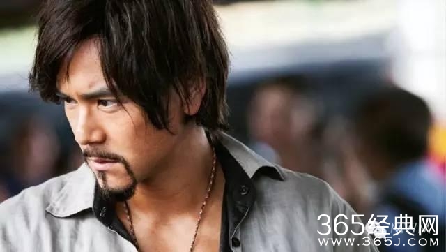 彭于晏明明可以做一个面瘫的美男子......