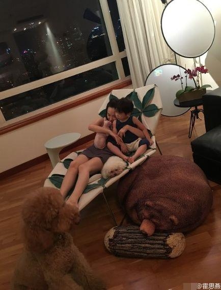 霍思燕晒完豪宅全景又晒局部 网友叹：炫富有完没完了