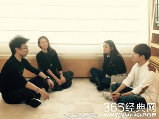 蒋敦豪帮助汪峰如愿上头条，子怡送温暖甘当陪衬却不小心撒了狗粮