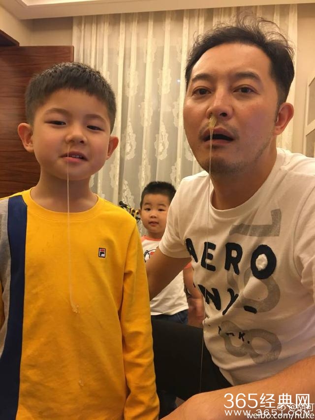 沙溢与儿子流鼻涕倾泻如瀑布  网友：真是辣眼睛
