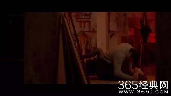 一女玩儿三男！女人的两腿之间，男人终究只是个卵！看完蛋寒！