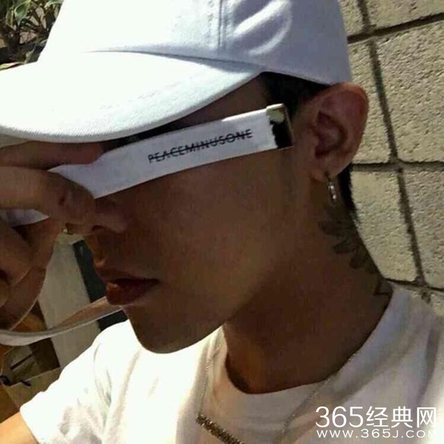 200块一个铁夹，权志龙的圈钱店连黄晓明孩子他妈都不放过！