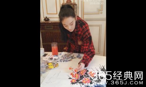 张馨予直播画国画，李晨看完要后悔了！