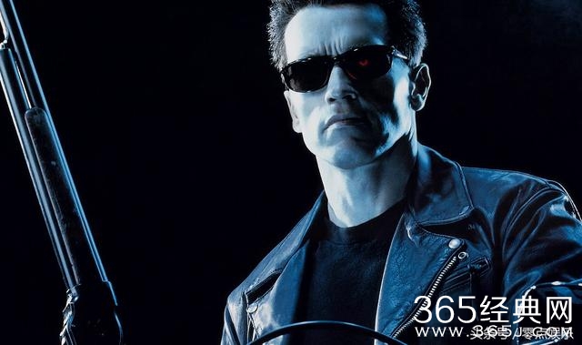 施瓦辛格69岁再练肌肉，重回巅峰！终结者又回来了！