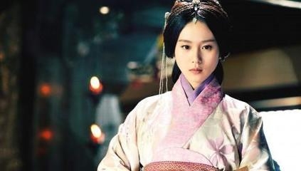 《醉玲珑》女主角：刘诗诗PK小骨赵丽颖   原班女主被顶