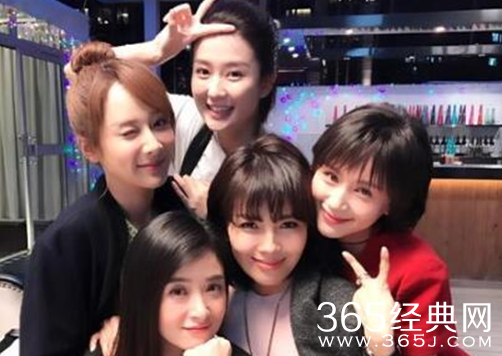 欢乐颂五美晒合照：宣布全员回归第二部