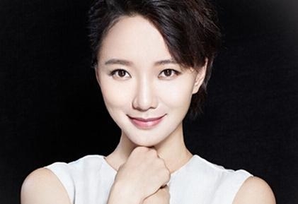 王珞丹现身医院抢救室 2年交5个男友竟与张嘉佳交往过