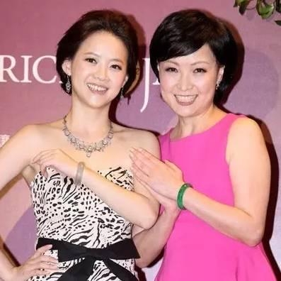 范冰冰的奶奶旧照惊艳众人！原来女明星的颜靠遗传！