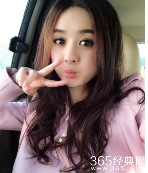 赵丽颖凭借什么 一炮走红  是因为霍建华么，请看这几张照片