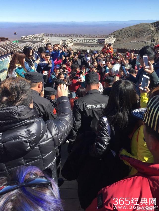 张柏芝恋爱又是炒作，不过是节目路透照，根本没有新恋情