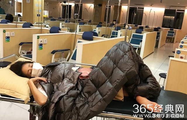瘦到“排骨胸”的颖儿终于病倒入院 那瘦得胳膊腿一样细的咋办？