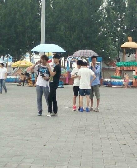 王俊凯助理朋友圈爆光，WULI小凯竟长期被欺压