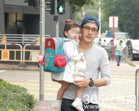 杨幂大方祝老公生日快乐，小糯米正面照终于曝光，巨像爷爷