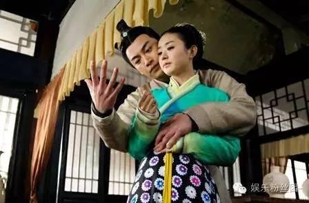 赵丽颖演得再好也敌不过男人一只手，让她分分钟出不了境的忧桑！