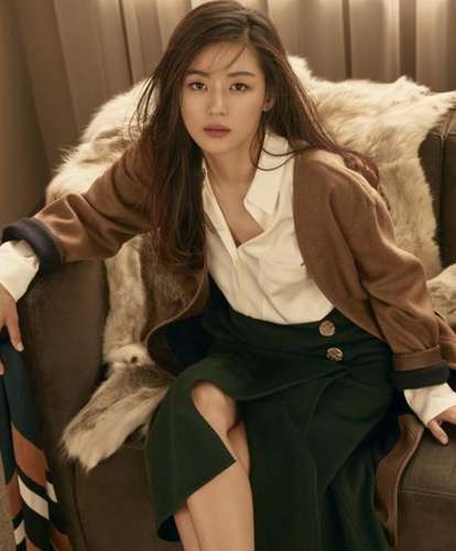 辣妈全智贤大片曝光 优雅端庄风采依旧