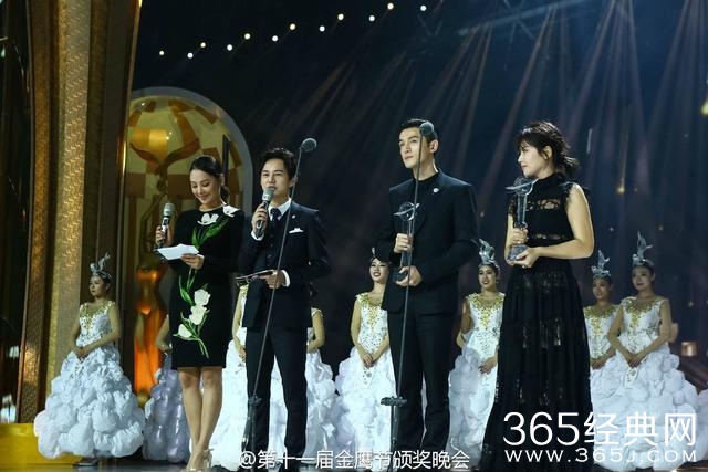 金鹰节最有意思的十八张合影 何炅调戏赵丽颖玩坏杨洋