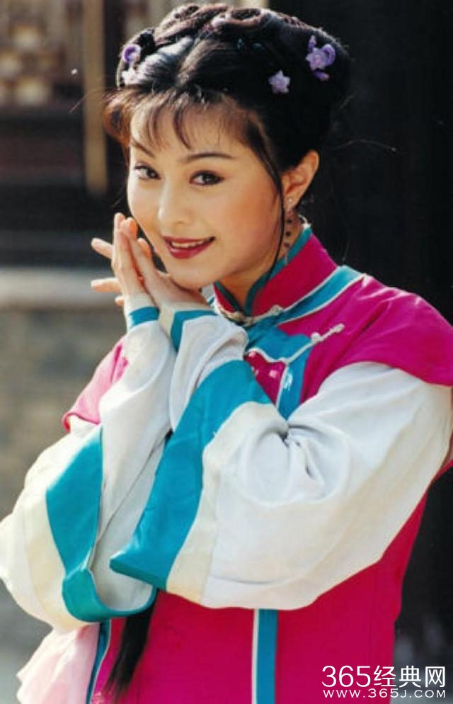 娱乐圈背景最牛的5个女星，最后一个连成龙王思聪都不敢动她