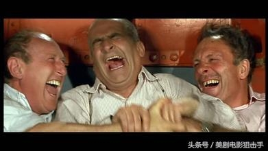 十部让人笑出腹肌的经典喜剧电影！你的小心脏受得了吗？