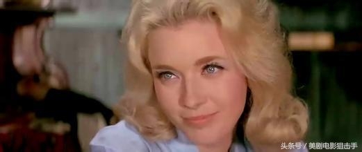 十部让人笑出腹肌的经典喜剧电影！你的小心脏受得了吗？