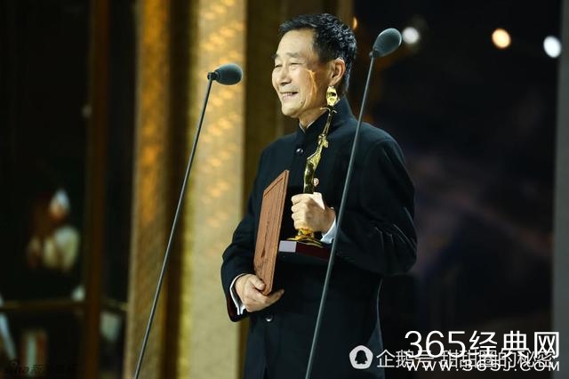 胡歌的这段金鹰节获奖感言 值得我们所有人学习