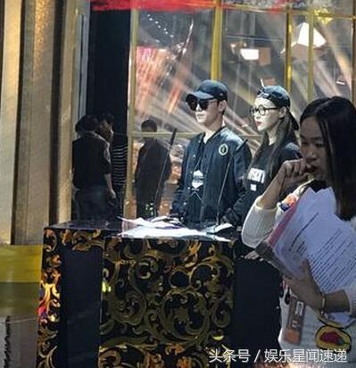 杨洋谎报身高遭露陷与“活尺子”唐嫣合照被打脸