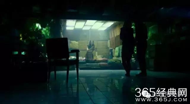 今年最牛逼的惊悚片，看到一半就想掐死女主