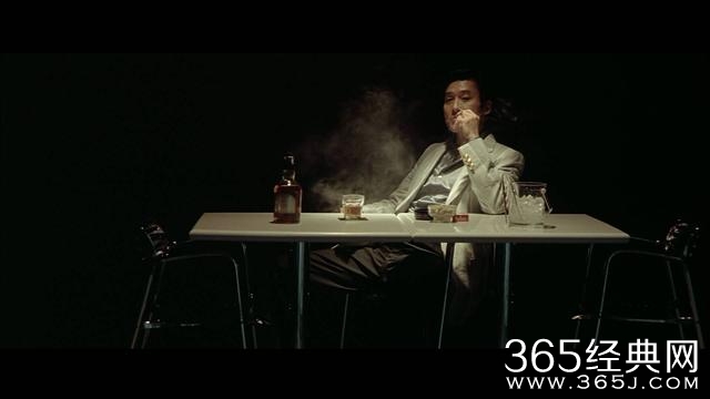 这部林超贤16年前的电影比《湄公河》有趣得多
