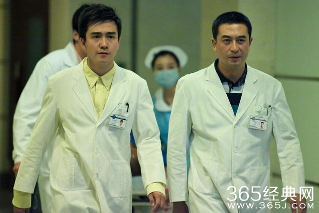 王珞丹时隔三年再次出演电视剧，为角色剪去长发