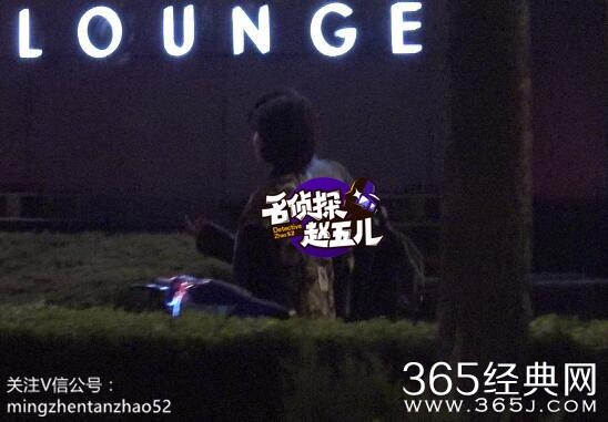 周冬雨单身生活不孤单 “小鲜肉”助理贴身陪伴