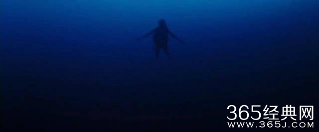 让深海恐惧症一本满足的新片，全程压迫感十足