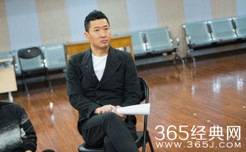 周杰缅怀去世父亲：我无能为力为你而活