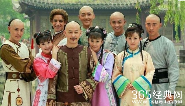 论清宫古装戏颜值，赵丽颖比郑爽好看百倍！