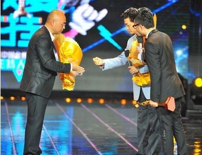 崔永元有多胆大，敢在直播晚会中调侃台长！