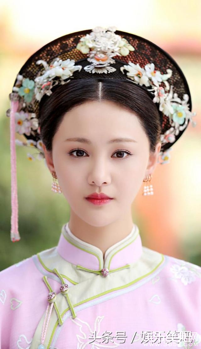 论清宫古装戏颜值，赵丽颖比郑爽好看百倍！