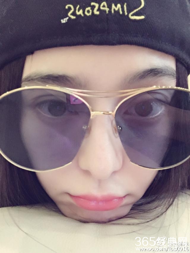 暴瘦12斤的范冰冰，也在晒素颜的道路上放飞自我了？