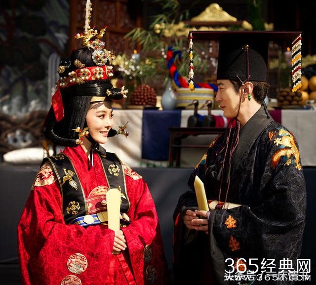 曾经深爱赵丽颖，如今他娶韩国二婚整容女星