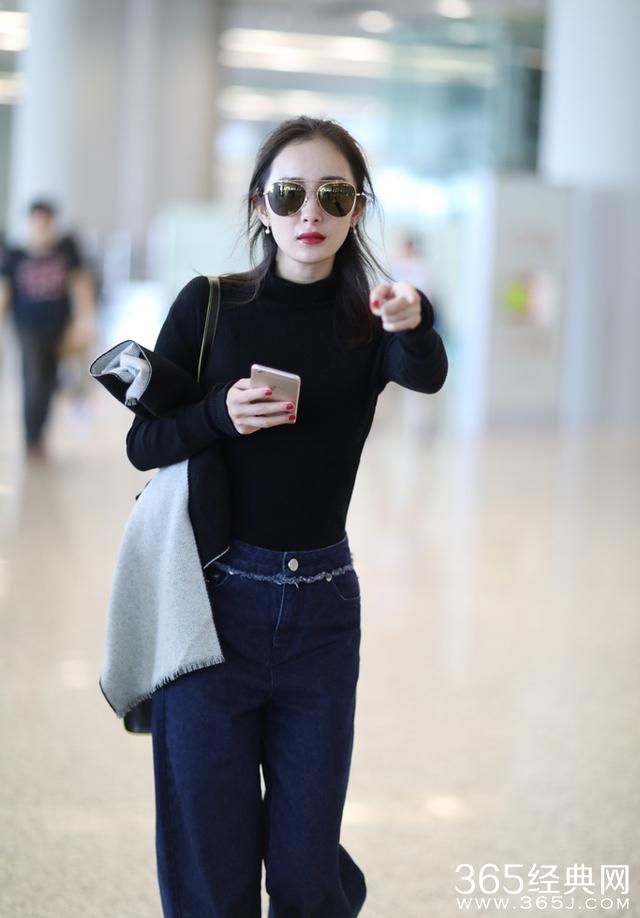 杨幂素颜上男子汉私服穿59块回力鞋 这么接地气真是没谁了