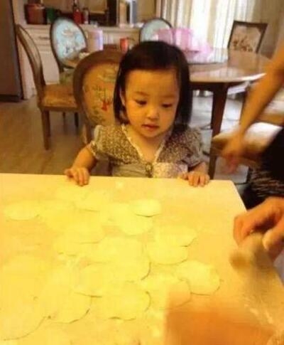 赵薇香港豪宅被扒 内景装修奢华，光玄关设计都花1000万！