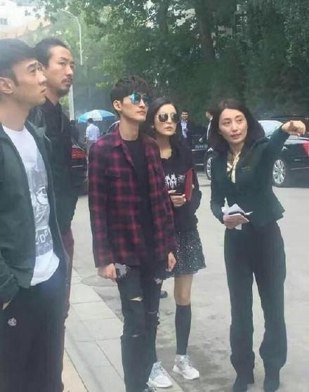 娜扎都快结婚了还“不穿内衣”，这个习惯张翰能接受吗？