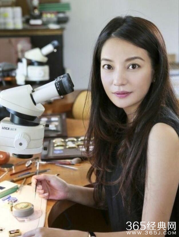 赵薇香港豪宅被扒 内景装修奢华，光玄关设计都花1000万！