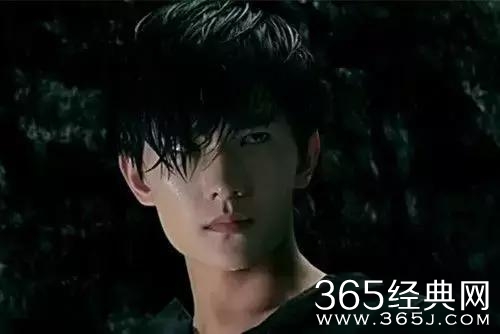 国产偶像剧盛产高冷面瘫男，没演技竟然也能吸粉无数