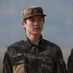 男星素颜曝光！彭于晏杨洋黄景瑜没差陈坤像宋小宝鹿晗张艺兴有痘