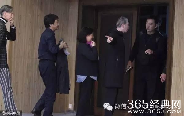 不走就断电，范冰冰现场被赶：都挺不容易 冯小刚发飙：头一次见到这种事儿