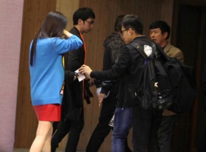 范冰冰情商真高，一句话就摆平了华中师范风波