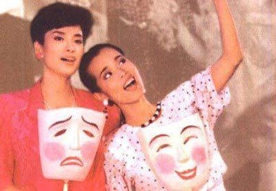 53岁韦唯近照曝光，嫁给外国大人物后被弃，成了这副模样