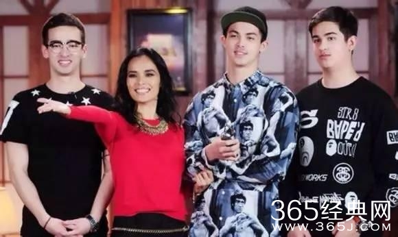 53岁韦唯近照曝光，嫁给外国大人物后被弃，成了这副模样