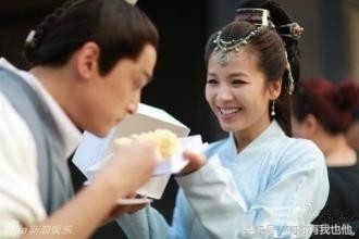 看催泪剧《琅琊榜》的幕后花絮，网友称“花絮好搞笑”
