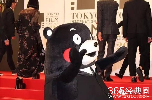 东京电影节开幕 众多中国明星亮相红毯 熊本熊抢镜