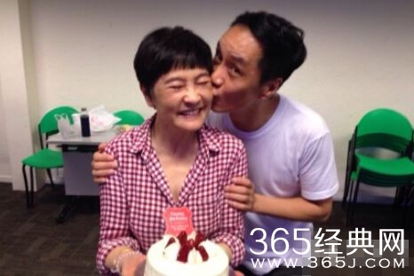 冯远征为妻子庆生 夫妻隔空示爱幸福甜蜜