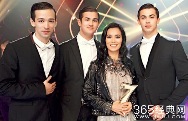 53岁韦唯近照曝光，嫁给外国大人物后被弃，成了这副模样